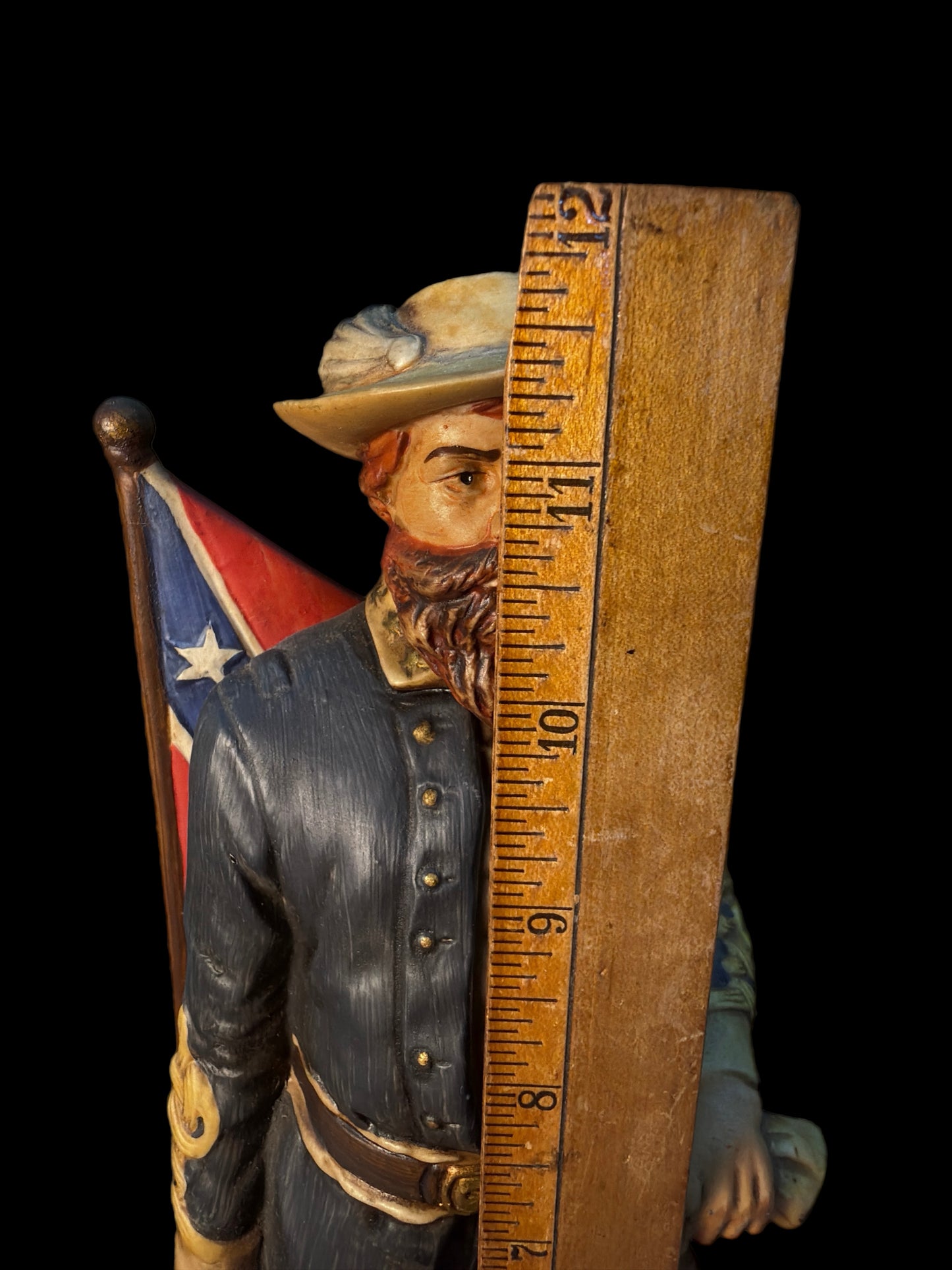 VINTAGE 1976 GENERAL J.E.B. STUART DECANTER