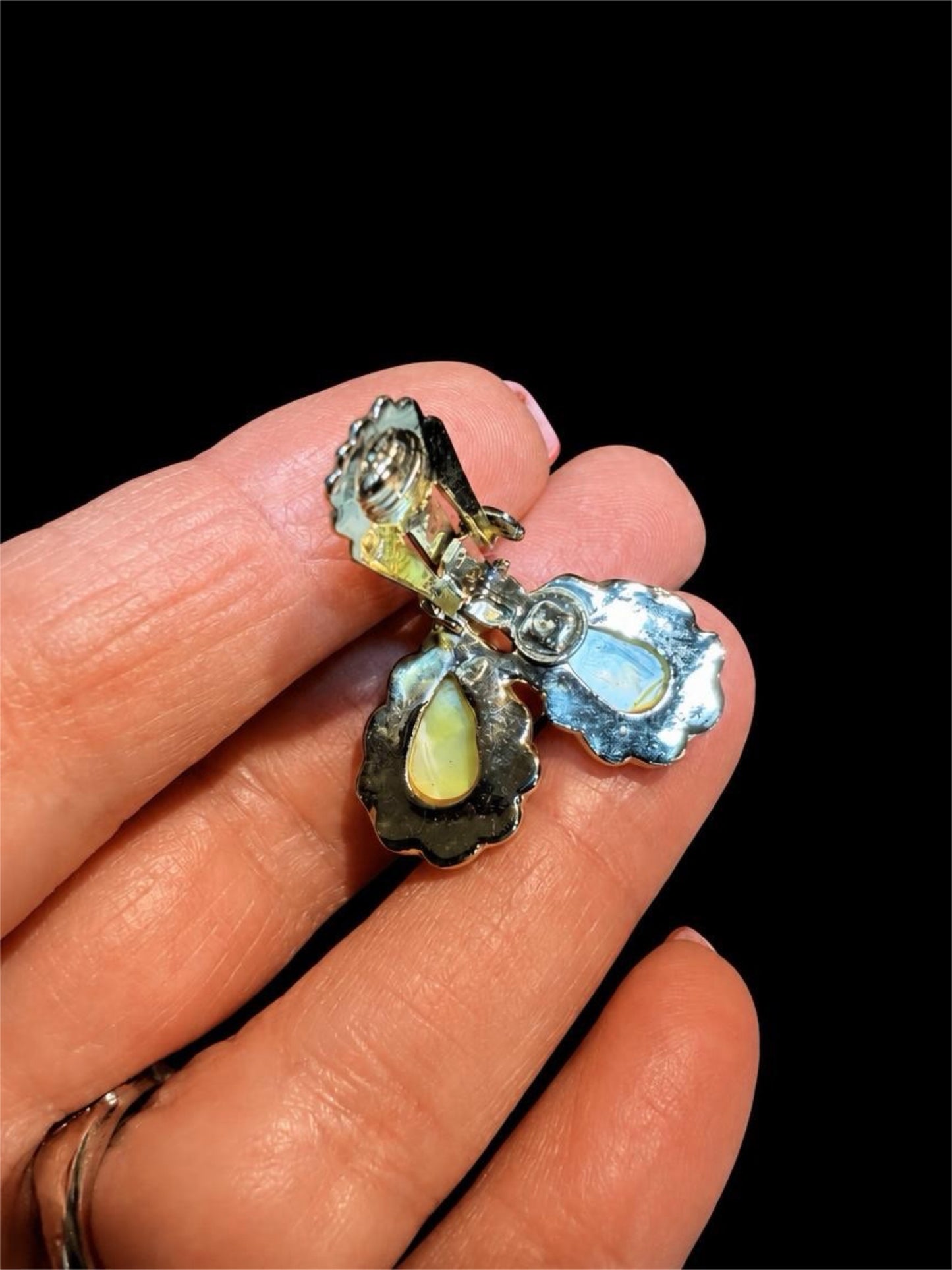 VINTAGE GOLD & PEARL EARRINGS