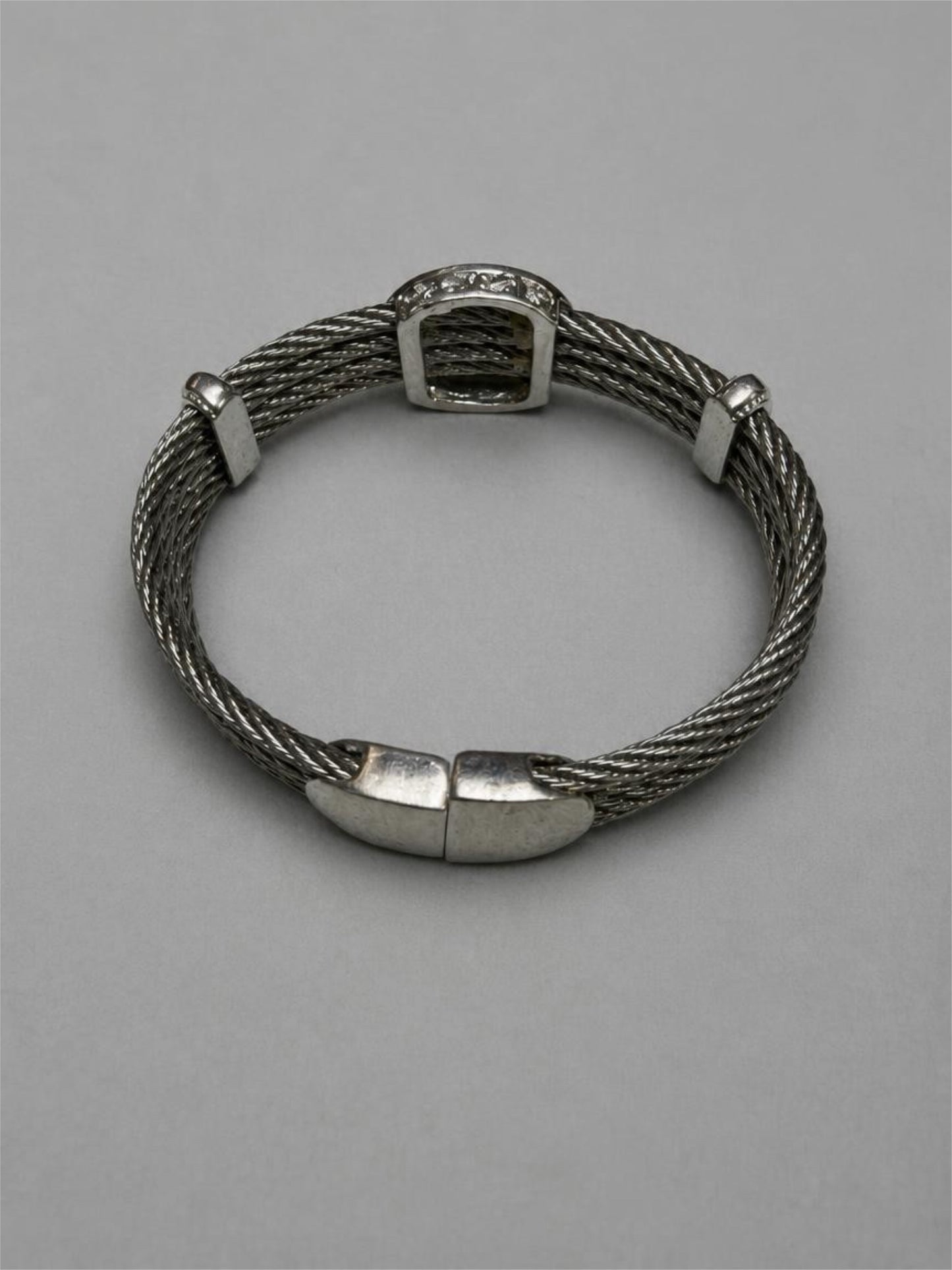 MAGNETIC BLACK & SILVER CABLE PAVE' BRACELET