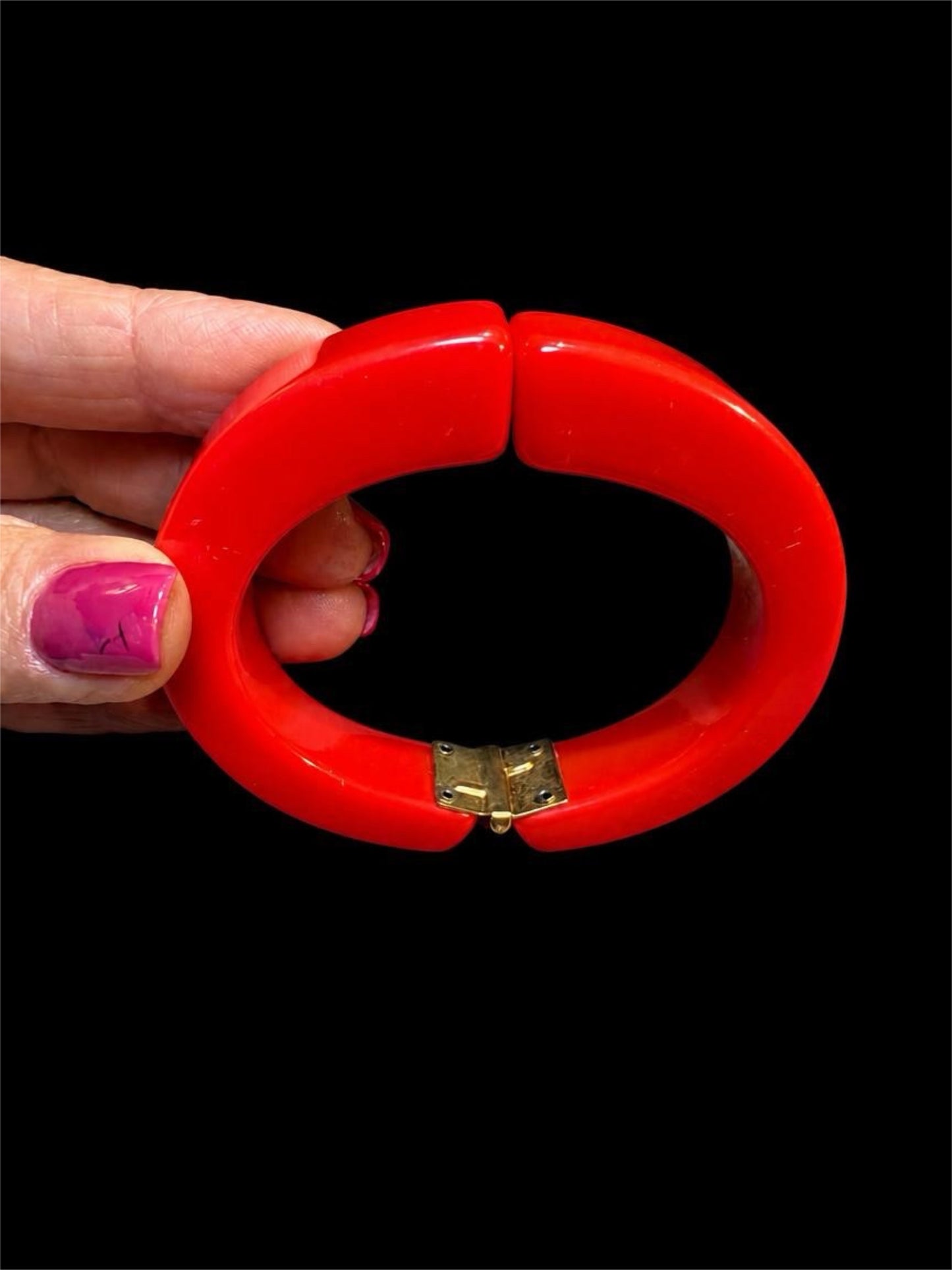 VINTAGE RED HINGED BRACELET
