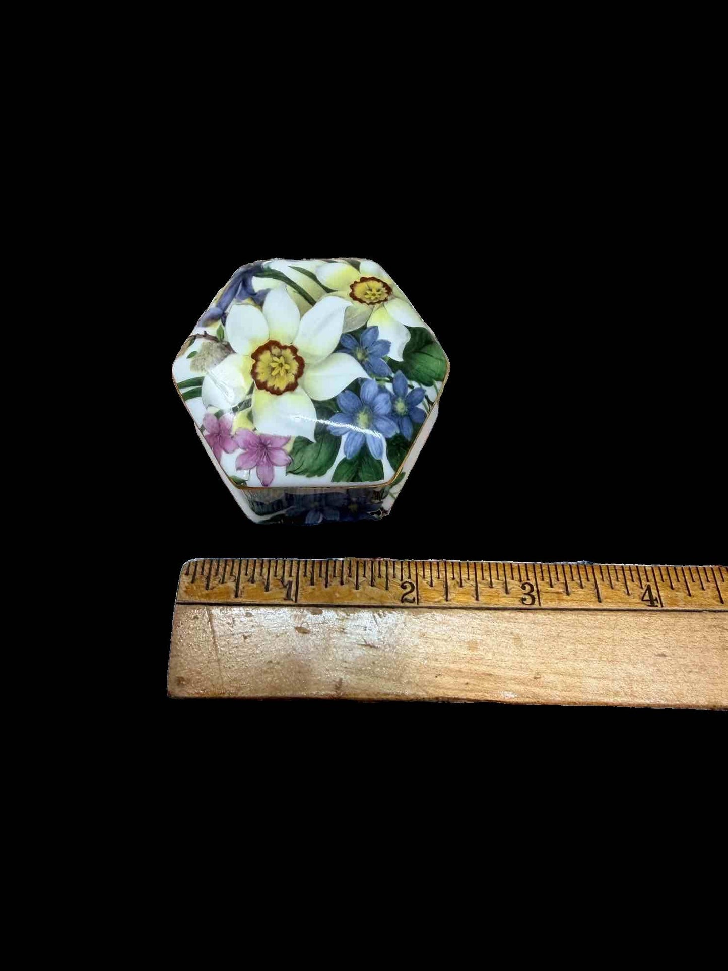 4 AYSHFORD FINE BONE CHINA TRINKET DISHES