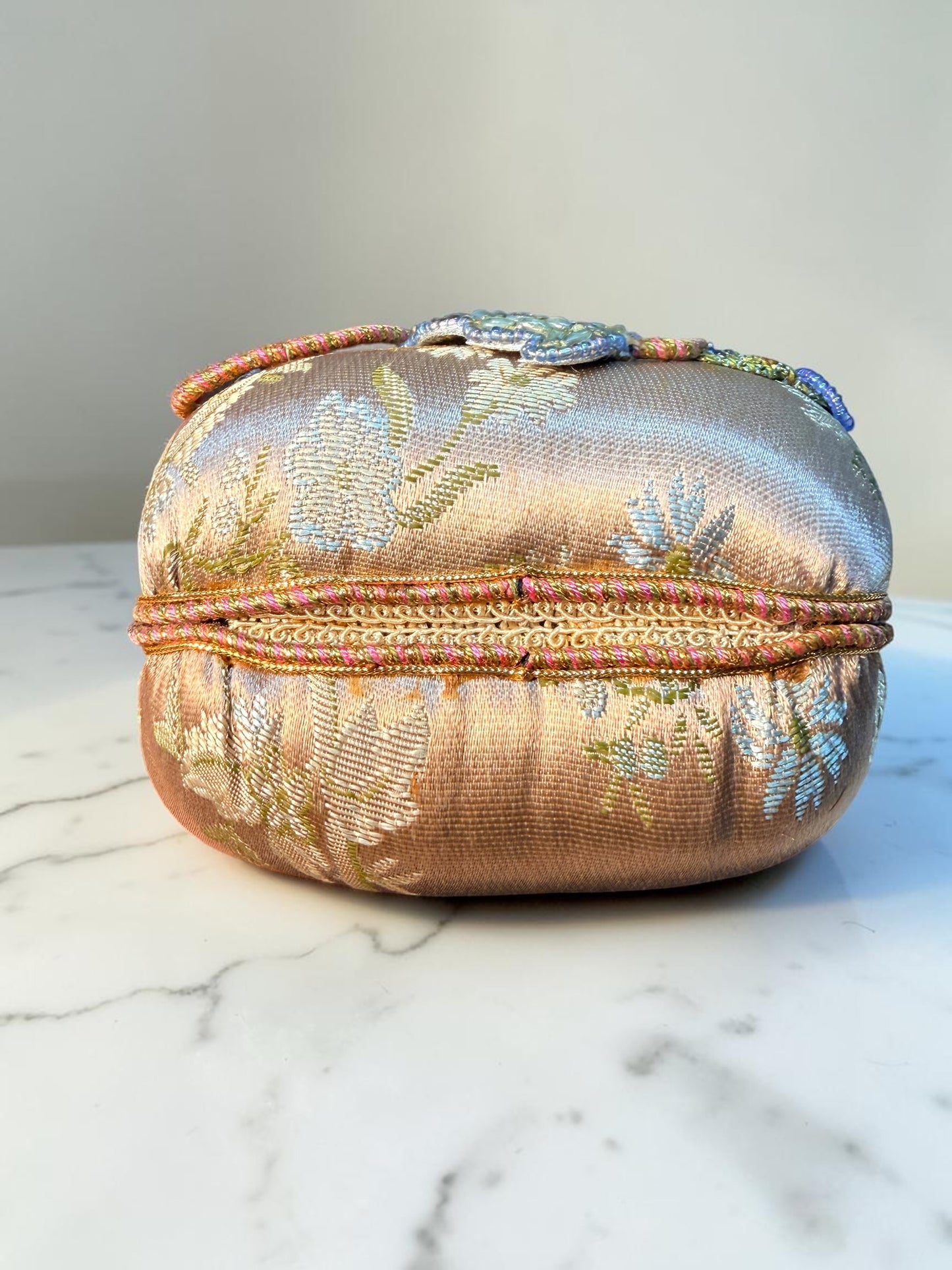 MARY FRANCES BEADED FLORAL HANDBAG