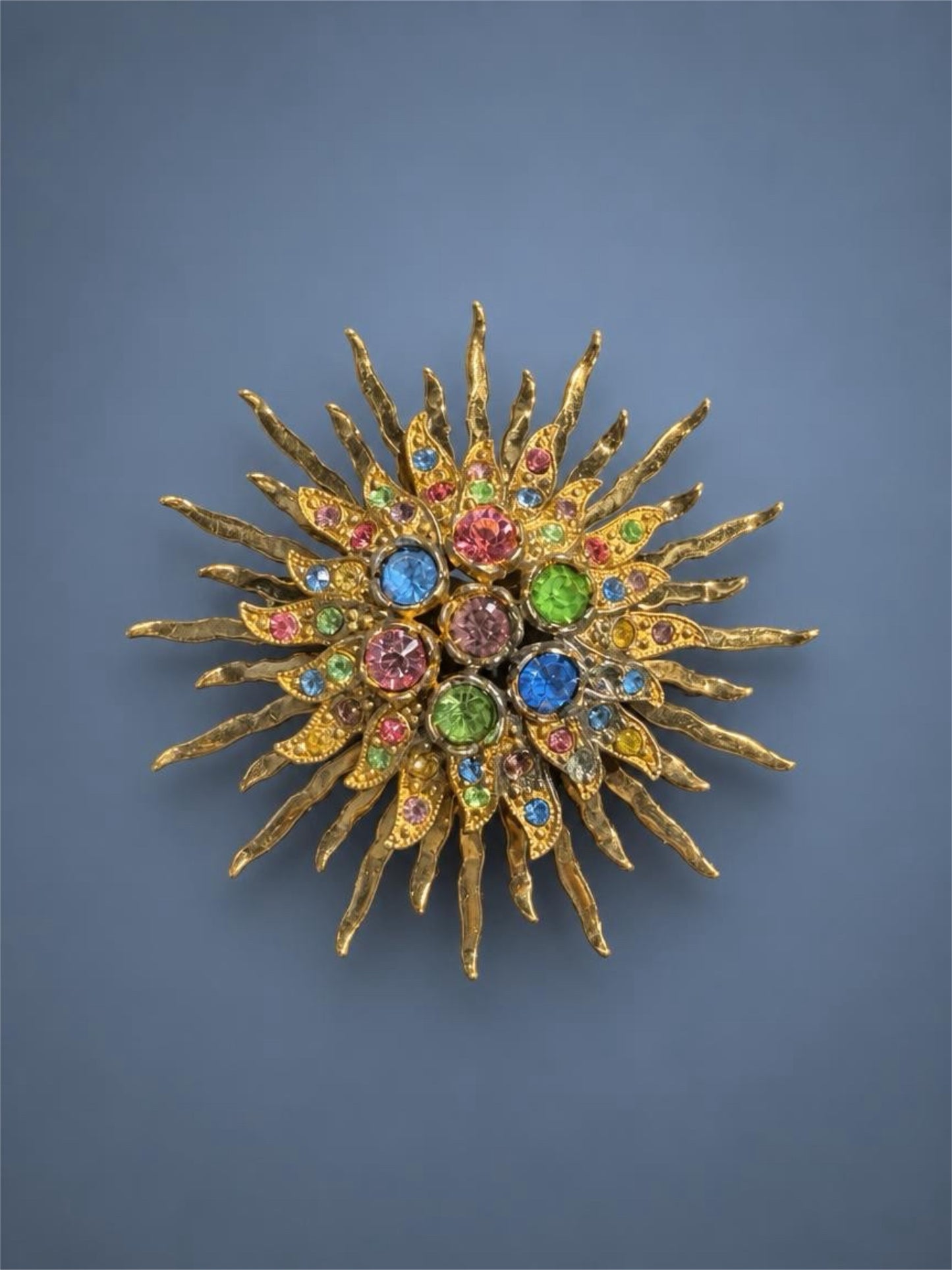 VINTAGE ATOMIC STARBURST BROOCH W/ ONE URANIUM STONE