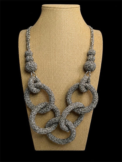 BEAUTIFUL EXTRA LARGE SEED BEAD NECKLACE