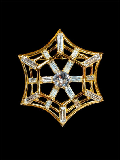 VINTAGE KRAMER BROOCH