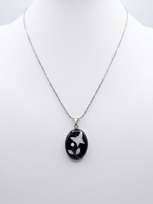 VINTAGE MOTHER OF PEARL  BUTTERFLY INLAY NECKLACE