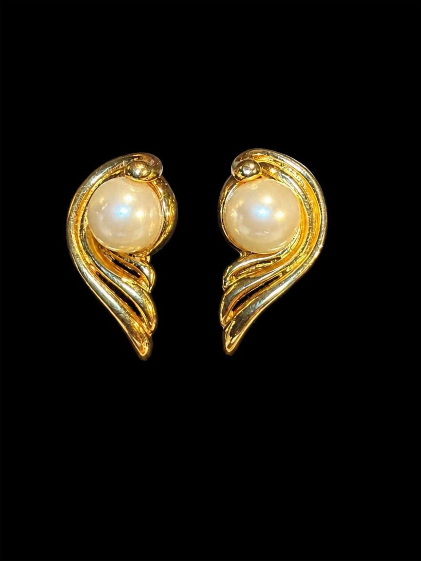 MARVELLA GOLD & PEARL EARRINGS