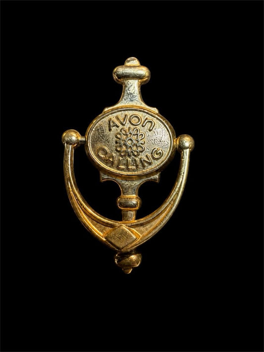 VINTAGE AVON CALLING DOOR KNOCKER BROOCH
