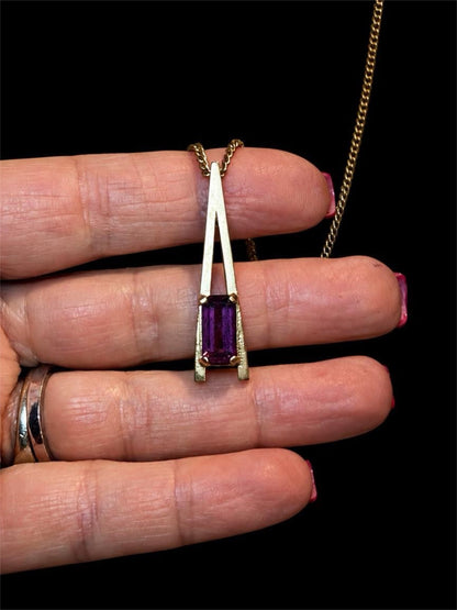 AVON 1975 "PLAZA IV" NECKLACE