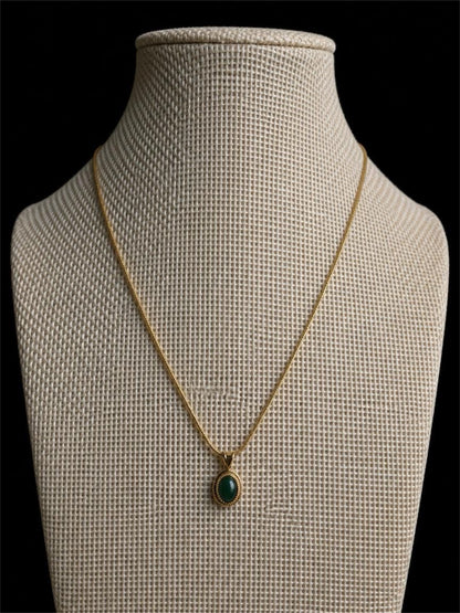14KGF PENDANT W/ JADE INSET NECKLACE