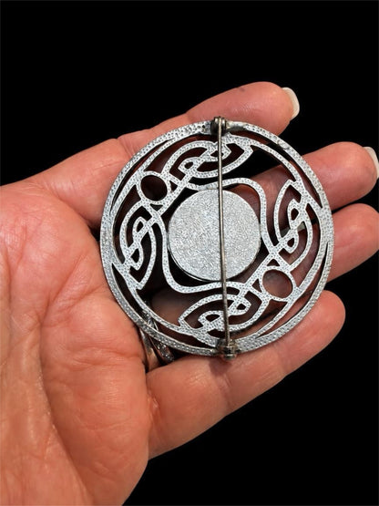 HEATHERGEMS CELTIC KNOT BROOCH