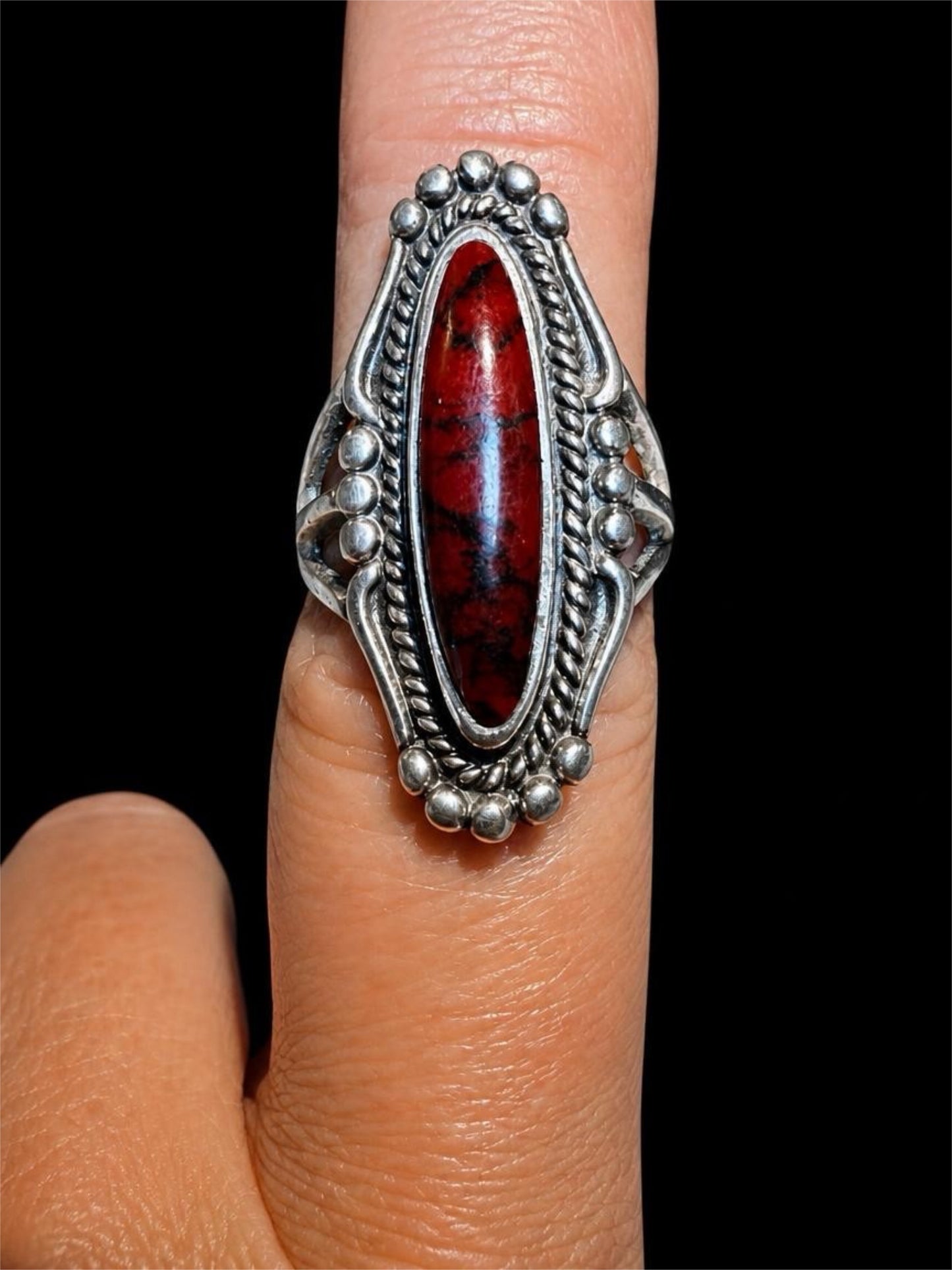 OTT CABOCHON RING