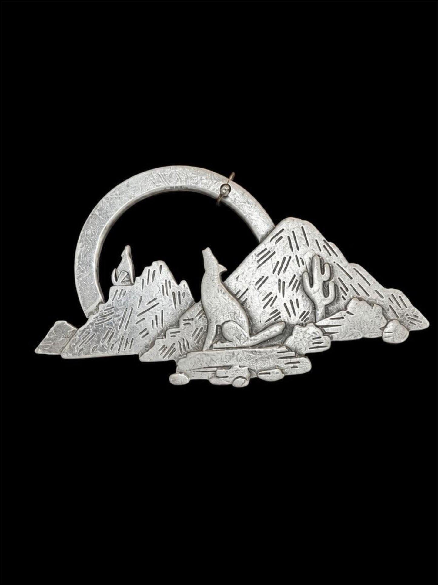 JJ 1988 HOWL @ MOON PEWTER BROOCH