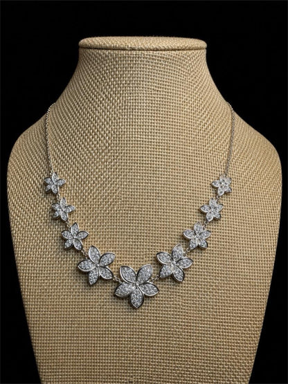 AVON SILVER FILIGREE FLORAL NECKLACE