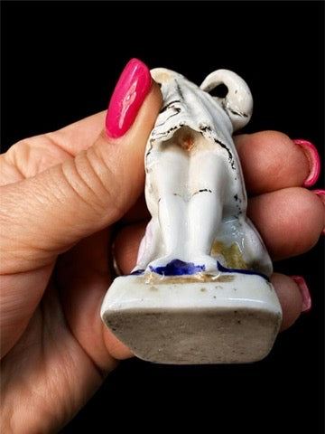 XXX ANTIQUE GERMAN PORCELAIN BATHING BEAUTY