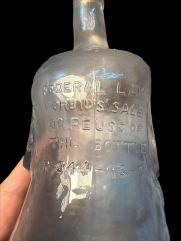 VINTAGE FENTON CLEAR GLASS ELEPHANT DECANTER