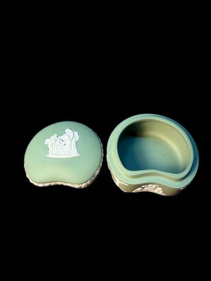 SAGE GREEN WEDGWOOD JASPERWARE TRINKET BOX