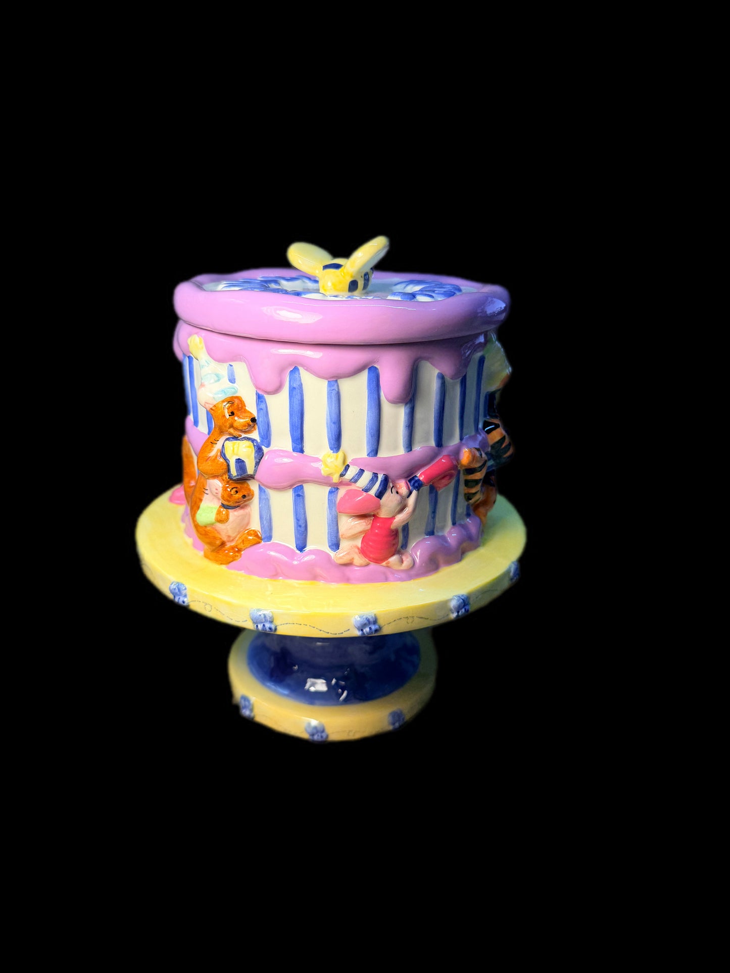 2000 DISNEY WINNIE THE POOH "HAPPY BIRTHDAY" CAKE COOKIE JAR