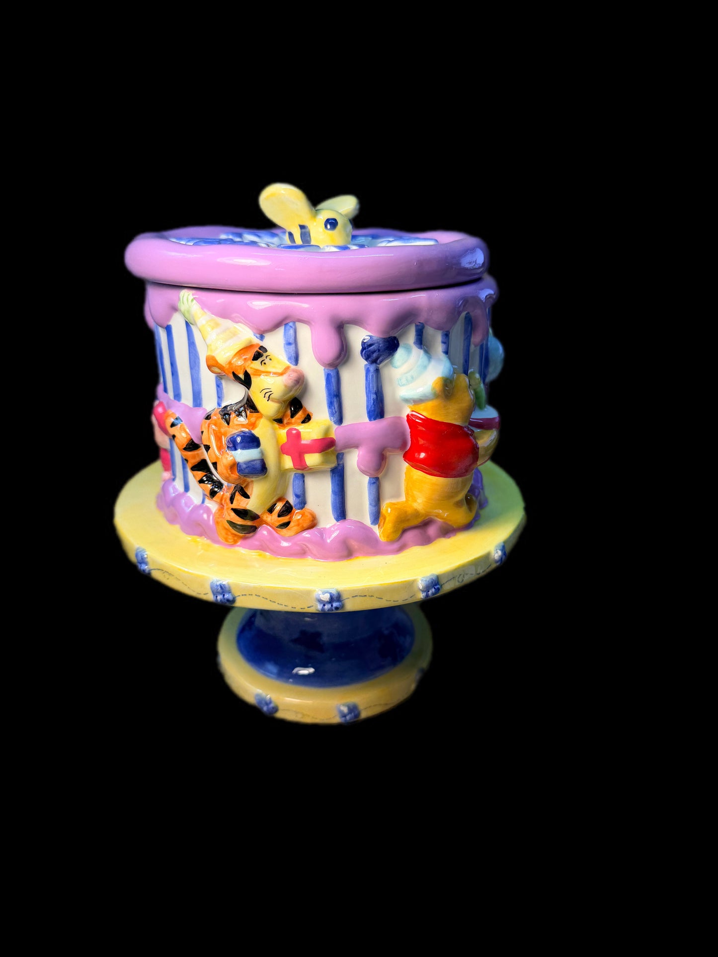 2000 DISNEY WINNIE THE POOH "HAPPY BIRTHDAY" CAKE COOKIE JAR