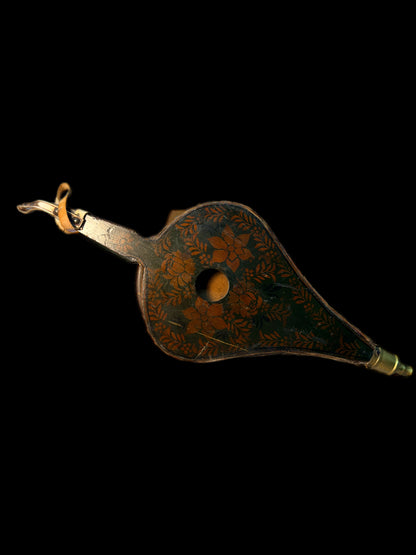 19TH CENTURY AMERICAN FOLK ART BELLOWS