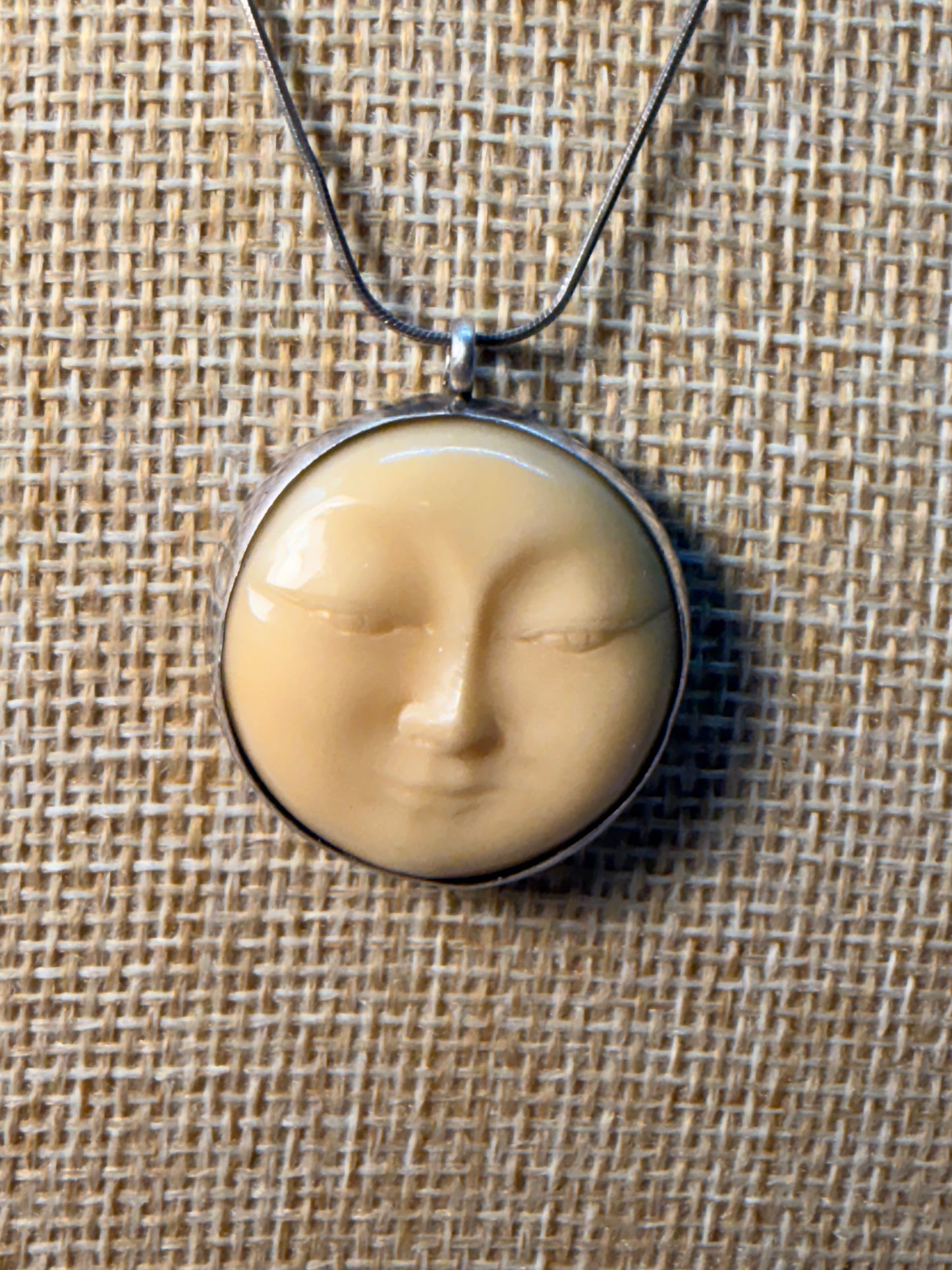 925 SILVER MOONFACE HAND CARVED NECKLACE