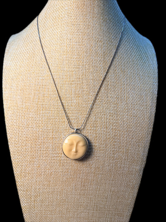 925 SILVER MOONFACE HAND CARVED NECKLACE