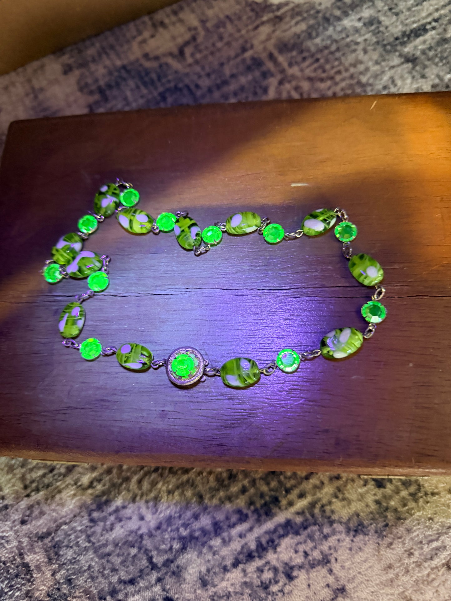 AMAZING URANIUM NECKLACE AND CLOSURE