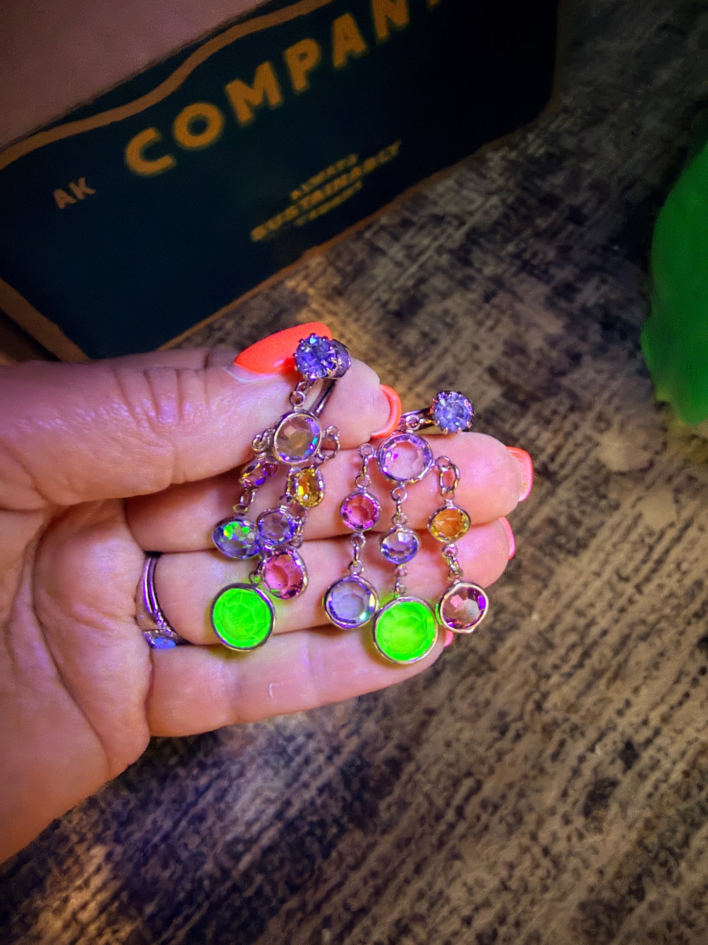 VINTAGE URANIUM CLIP ON EARRINGS