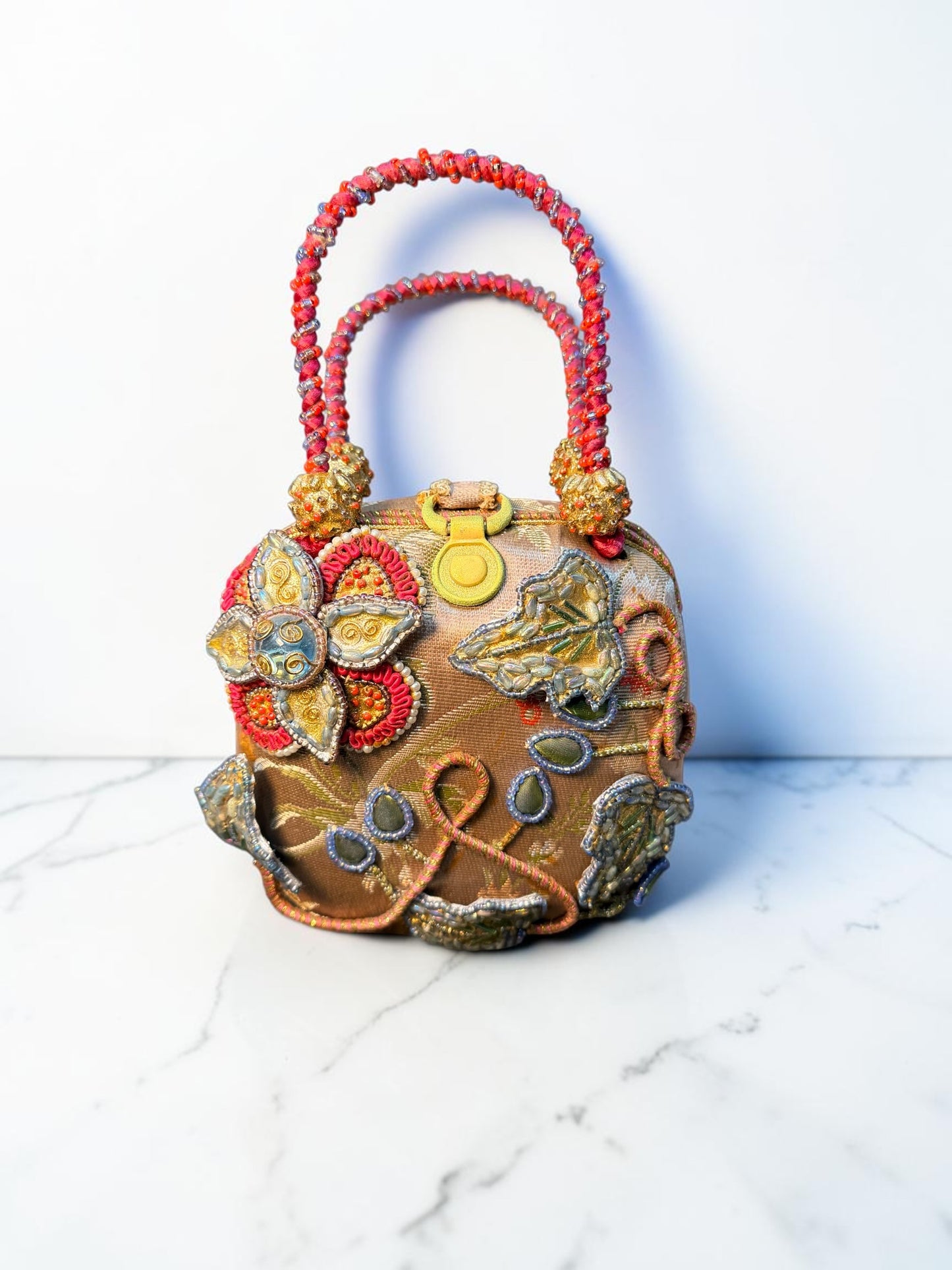 MARY FRANCES BEADED FLORAL HANDBAG